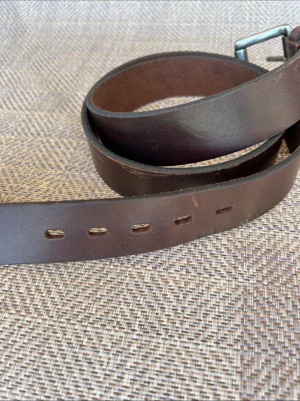 Men's Brown Quality Made Leather Belt with Silver Buckle. Size Large.